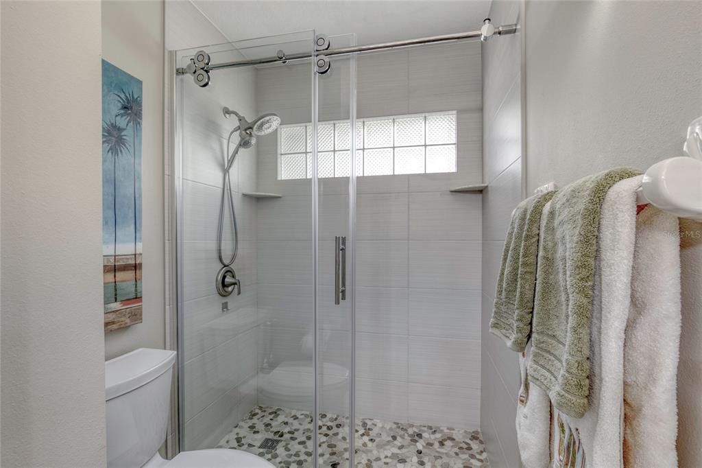 For Sale: $839,900 (4 beds, 2 baths, 3647 Square Feet)