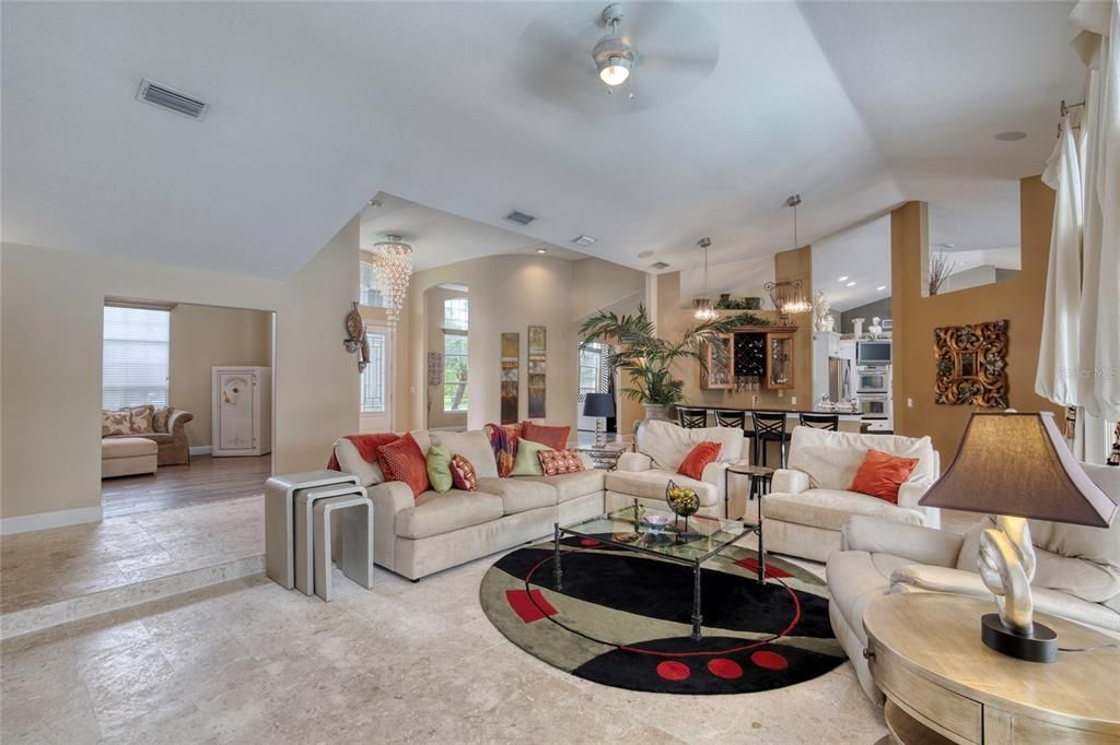 For Sale: $839,900 (4 beds, 2 baths, 3647 Square Feet)