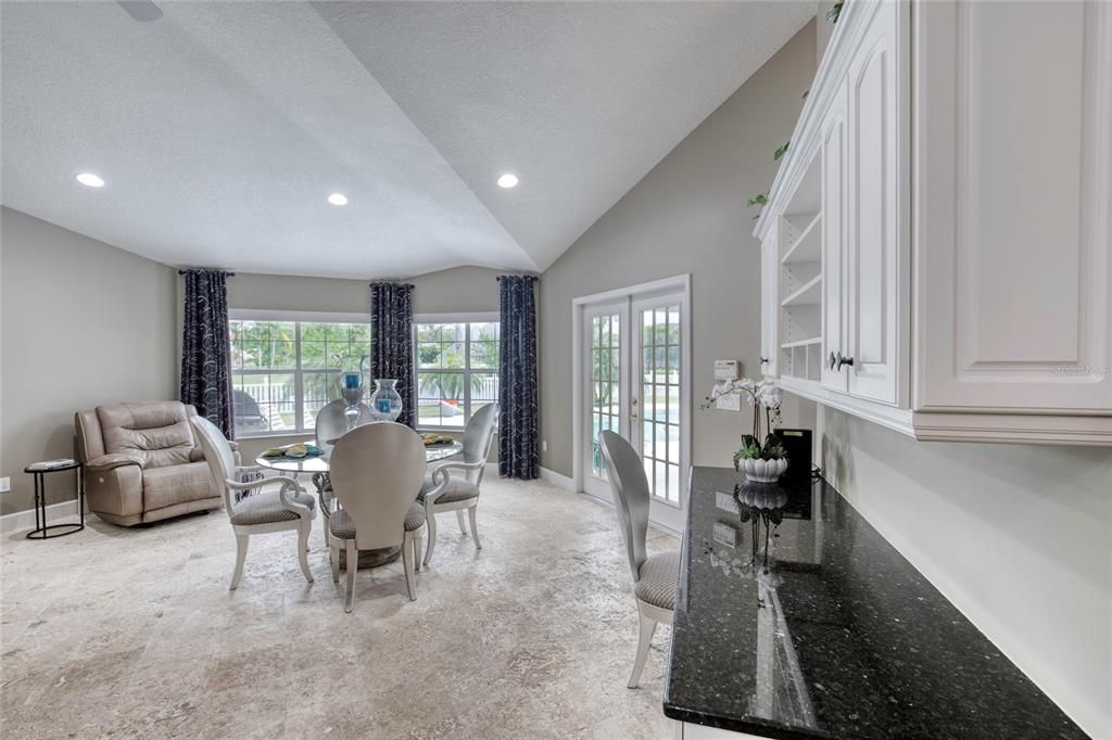 For Sale: $839,900 (4 beds, 2 baths, 3647 Square Feet)