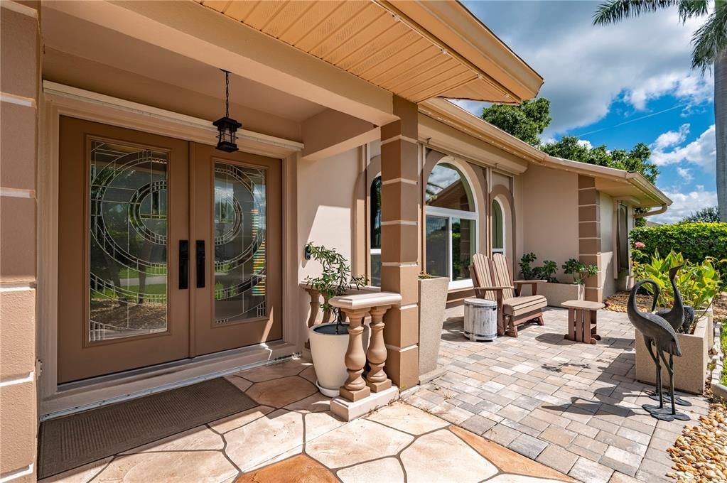 For Sale: $575,000 (3 beds, 2 baths, 2322 Square Feet)