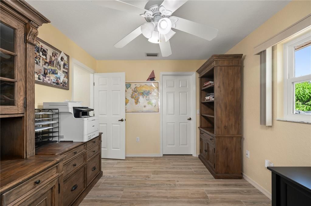 For Sale: $575,000 (3 beds, 2 baths, 2322 Square Feet)