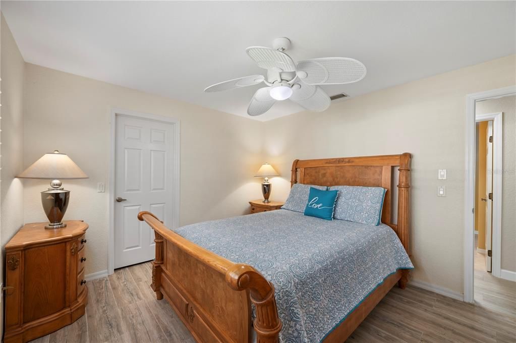 For Sale: $575,000 (3 beds, 2 baths, 2322 Square Feet)