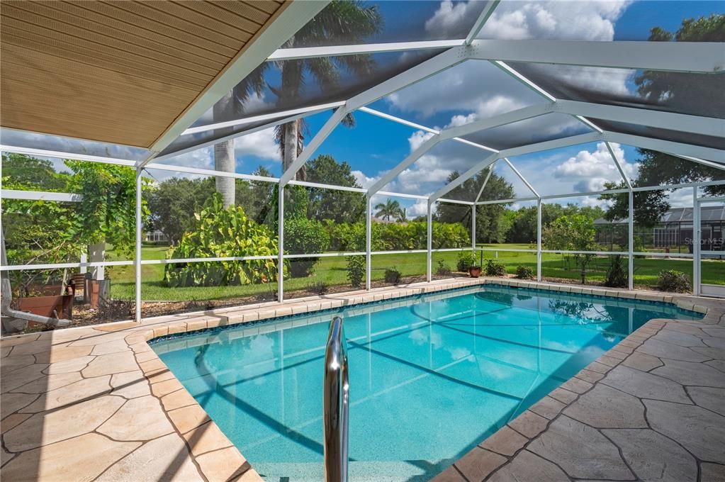 For Sale: $575,000 (3 beds, 2 baths, 2322 Square Feet)