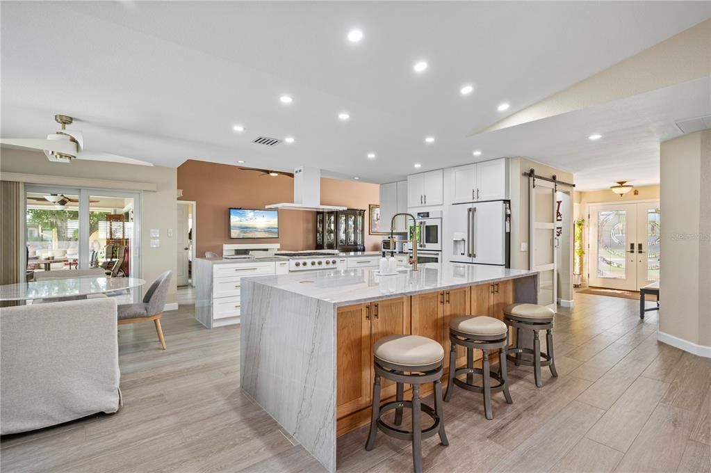 For Sale: $575,000 (3 beds, 2 baths, 2322 Square Feet)