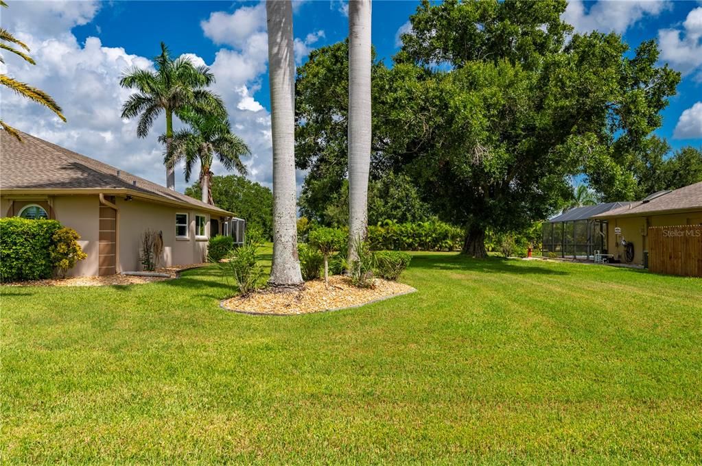 For Sale: $575,000 (3 beds, 2 baths, 2322 Square Feet)