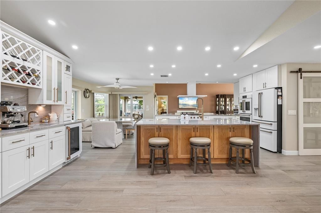 For Sale: $575,000 (3 beds, 2 baths, 2322 Square Feet)