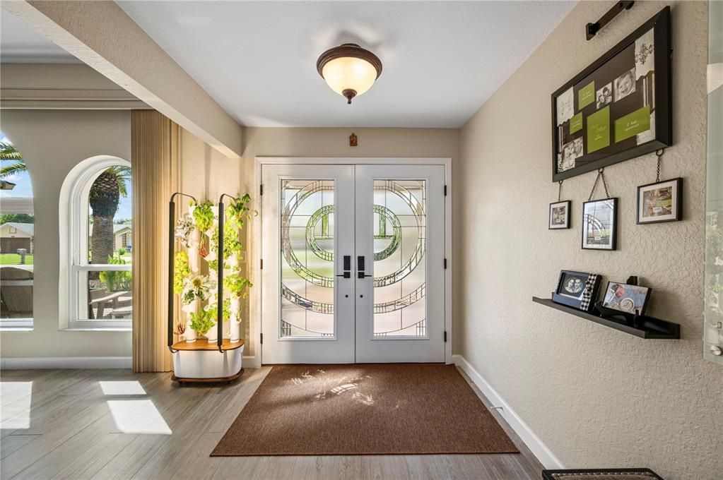 For Sale: $575,000 (3 beds, 2 baths, 2322 Square Feet)