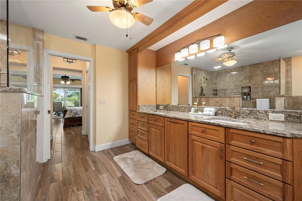 For Sale: $575,000 (3 beds, 2 baths, 2322 Square Feet)