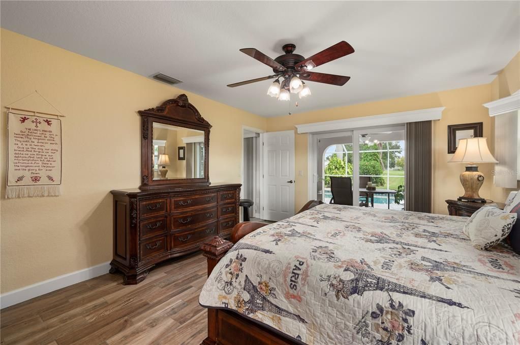 For Sale: $575,000 (3 beds, 2 baths, 2322 Square Feet)