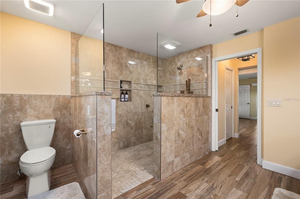 For Sale: $575,000 (3 beds, 2 baths, 2322 Square Feet)