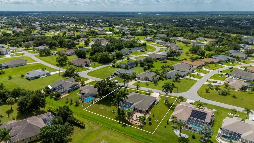 For Sale: $575,000 (3 beds, 2 baths, 2322 Square Feet)