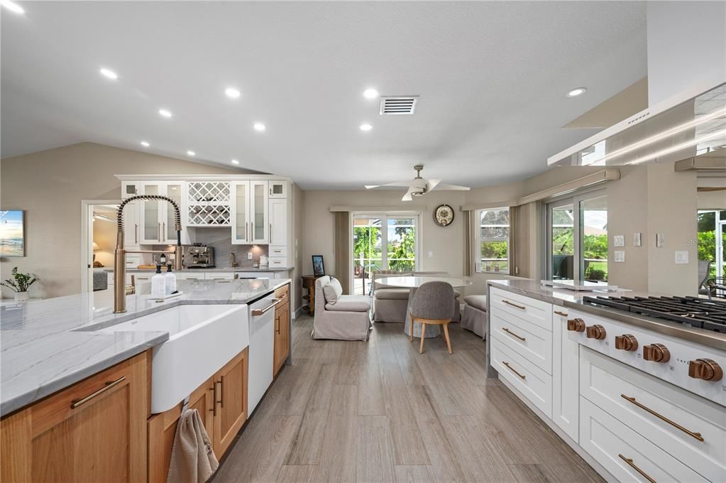 For Sale: $575,000 (3 beds, 2 baths, 2322 Square Feet)