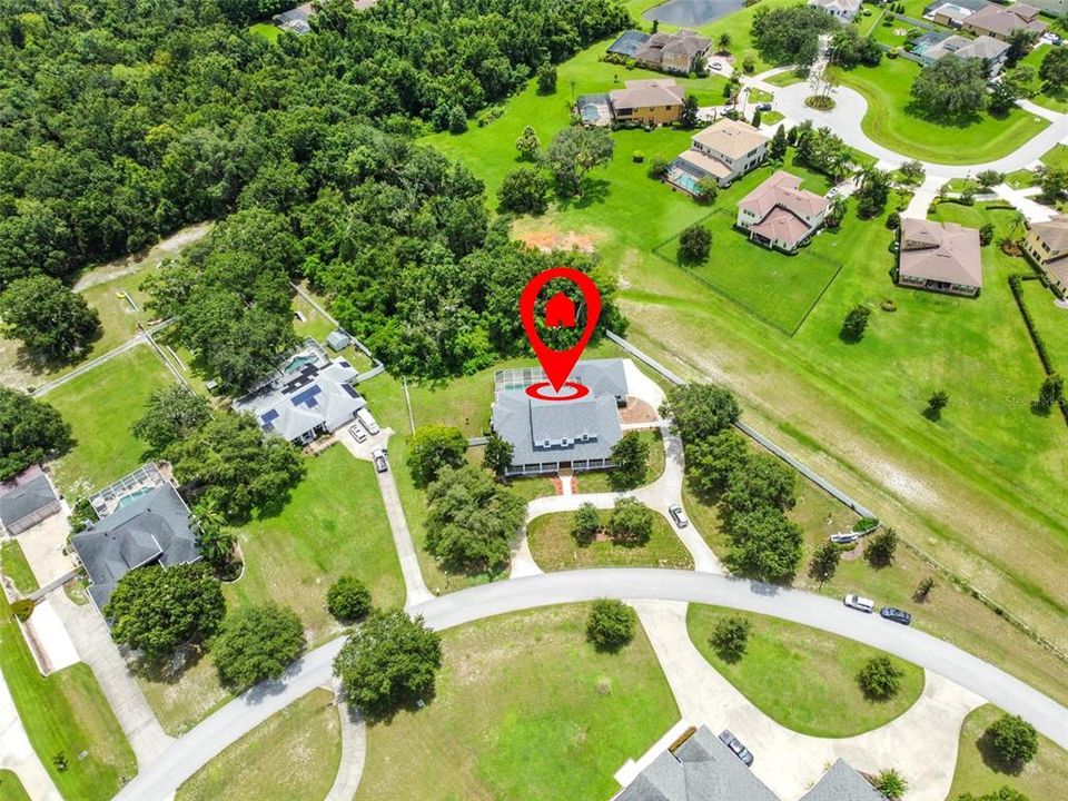 Activo con contrato: $889,900 (3 camas, 3 baños, 3585 Pies cuadrados)