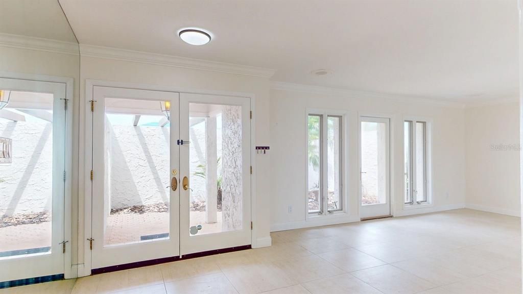 En Renta: $6,900 (3 camas, 3 baños, 2305 Pies cuadrados)