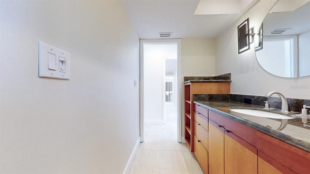 En Renta: $6,900 (3 camas, 3 baños, 2305 Pies cuadrados)