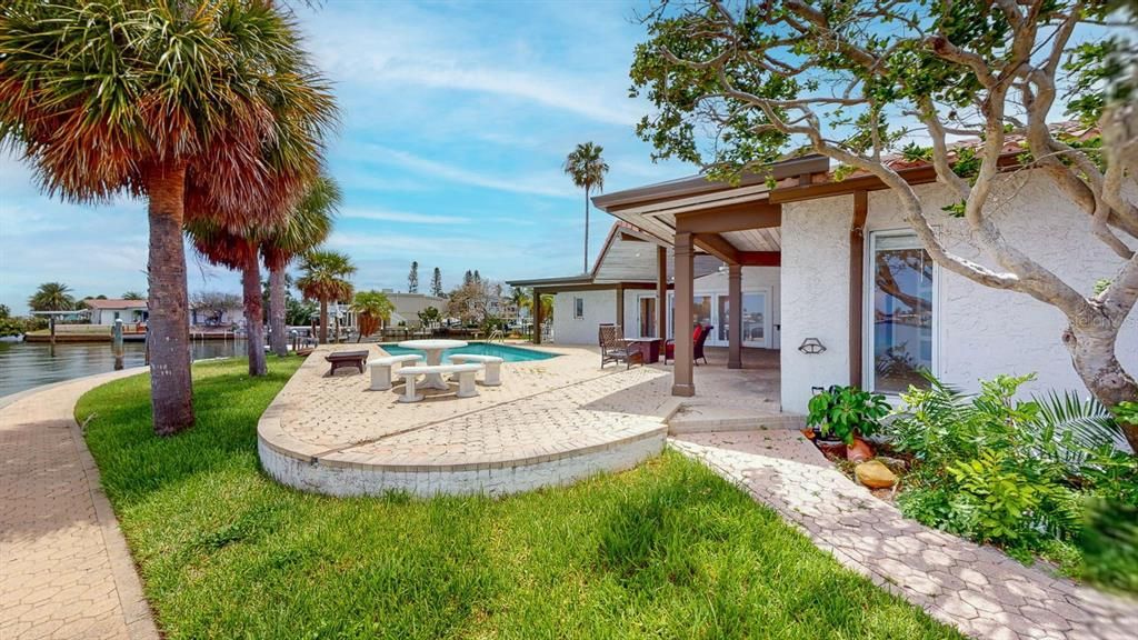 En Renta: $6,900 (3 camas, 3 baños, 2305 Pies cuadrados)