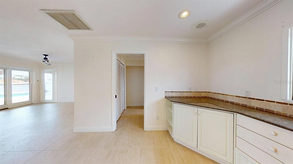 En Renta: $6,900 (3 camas, 3 baños, 2305 Pies cuadrados)