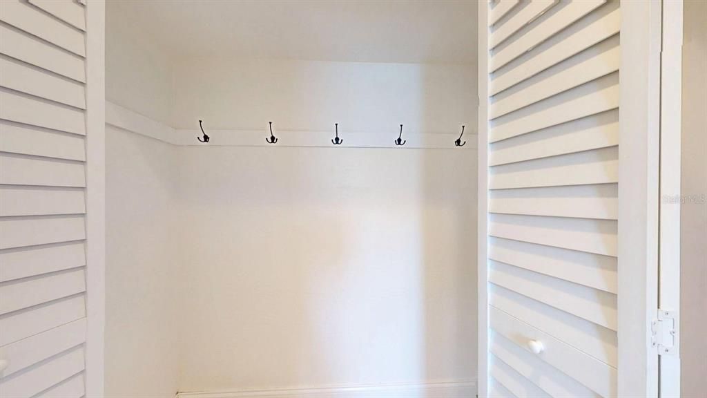 En Renta: $6,900 (3 camas, 3 baños, 2305 Pies cuadrados)