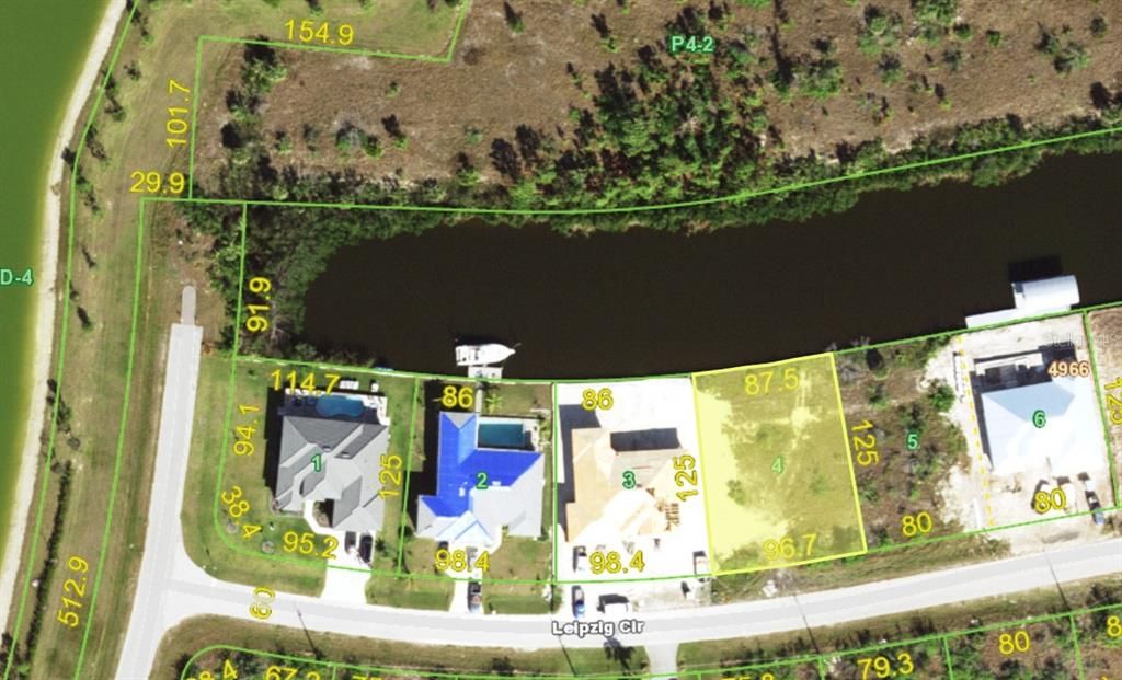 На продажу: $250,000 (0.26 acres)