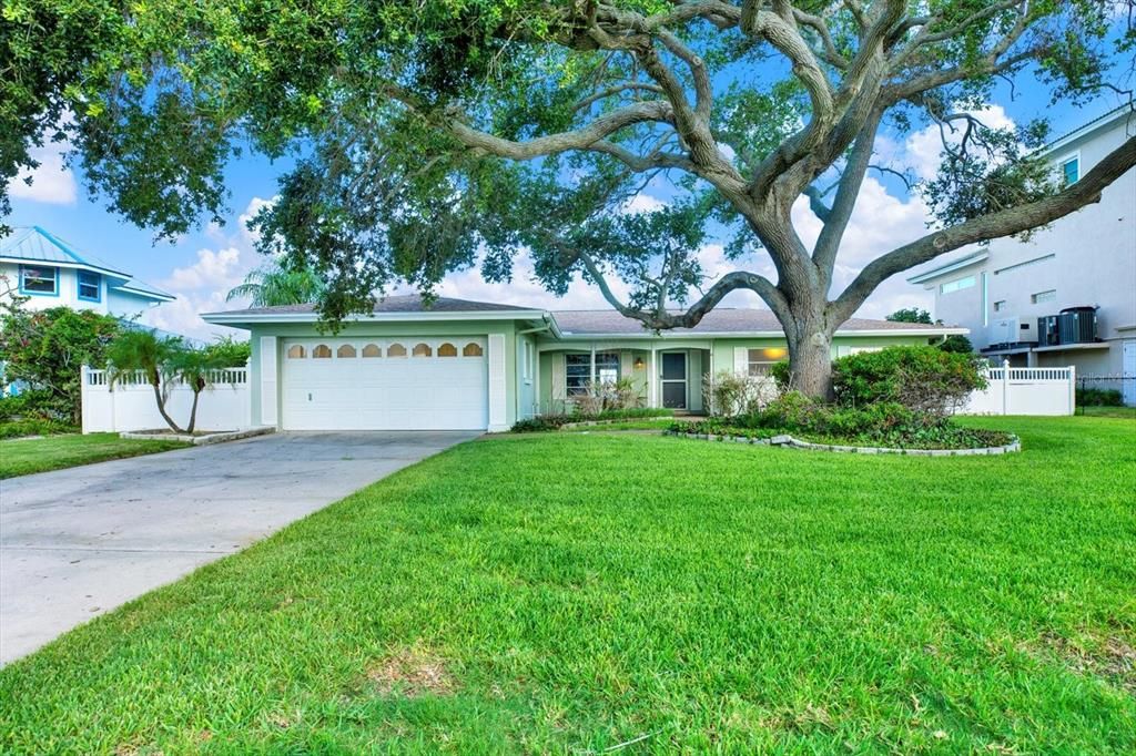 На продажу: $1,699,000 (3 спален, 2 ванн, 1550 Квадратных фут)