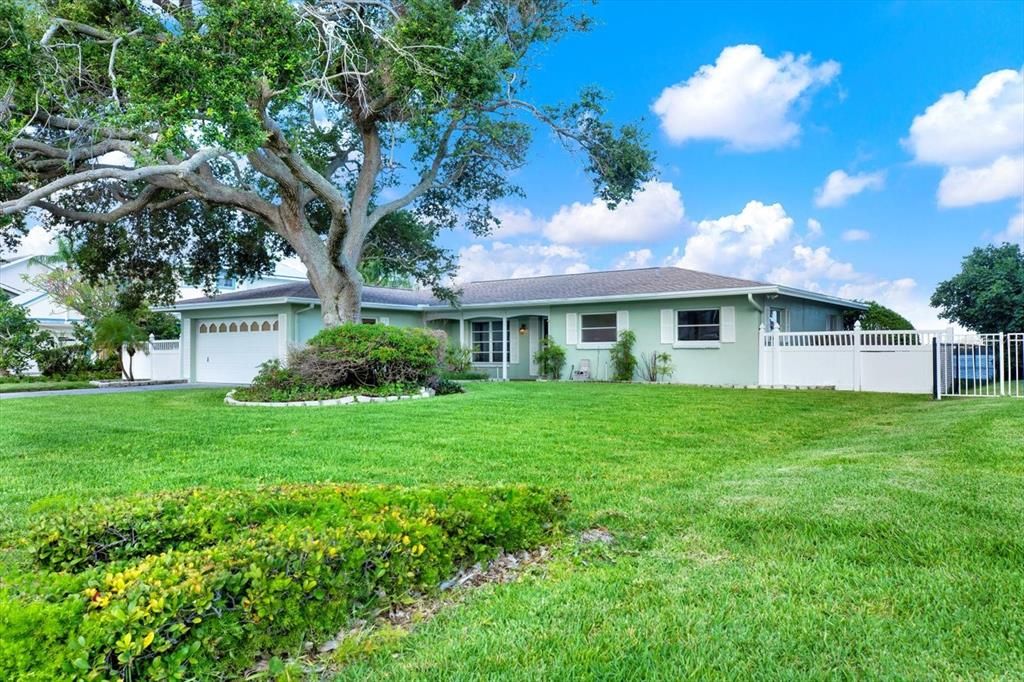 На продажу: $1,699,000 (3 спален, 2 ванн, 1550 Квадратных фут)