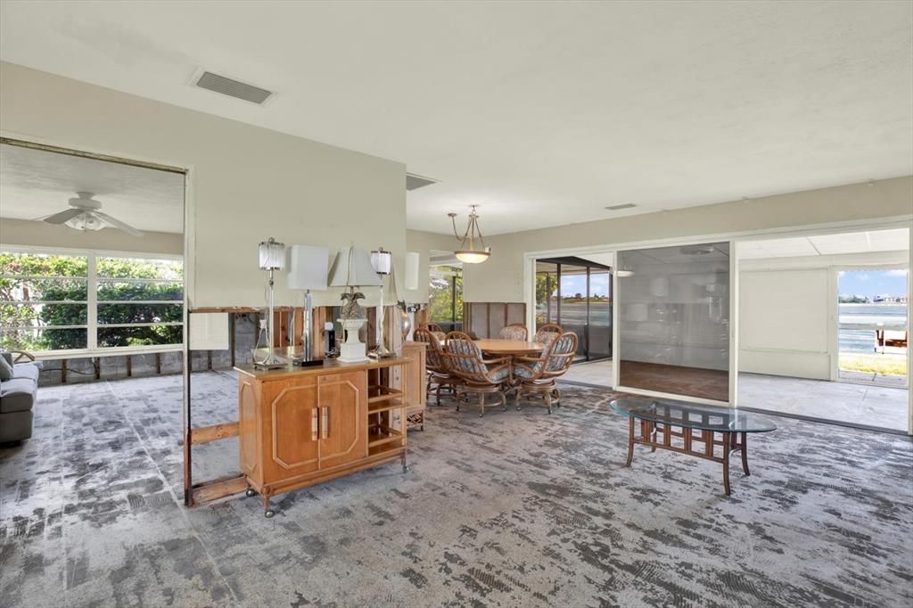 На продажу: $1,699,000 (3 спален, 2 ванн, 1550 Квадратных фут)