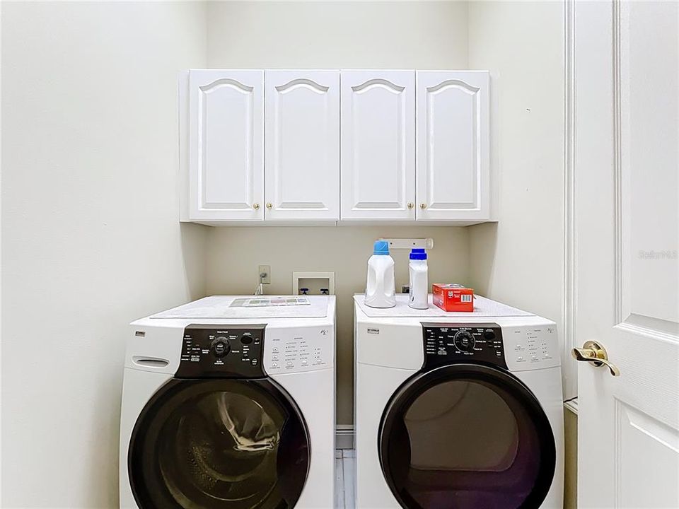 En Venta: $339,000 (3 camas, 2 baños, 2010 Pies cuadrados)