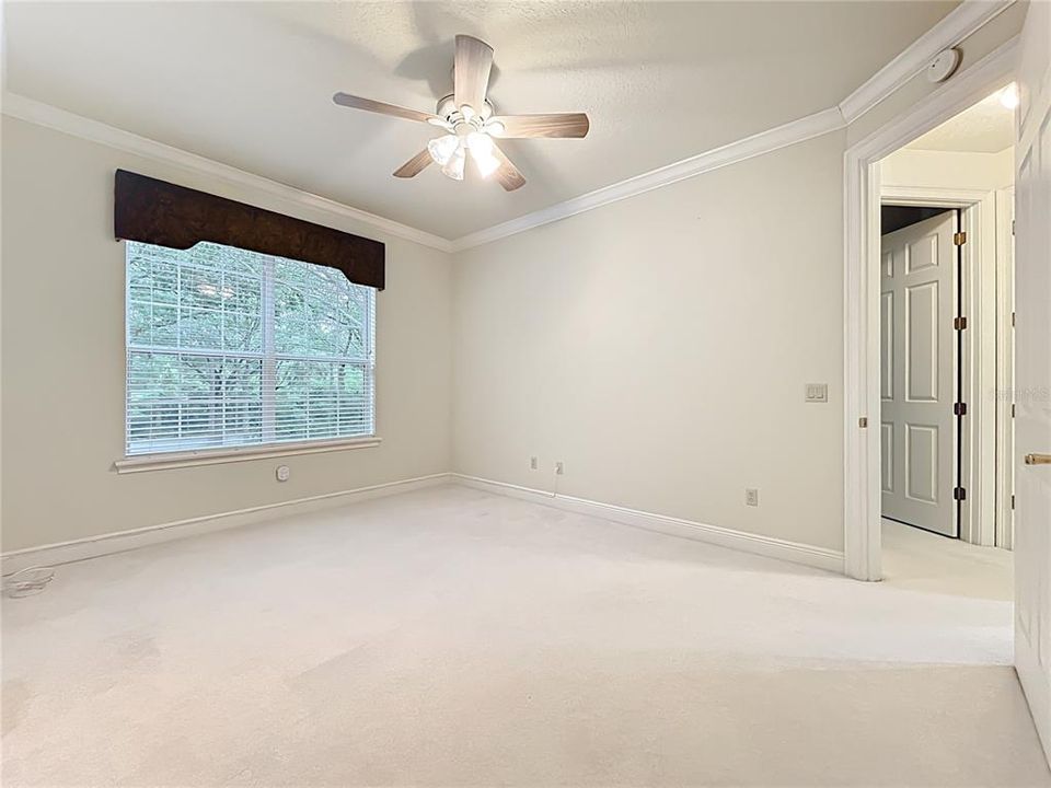 En Venta: $339,000 (3 camas, 2 baños, 2010 Pies cuadrados)