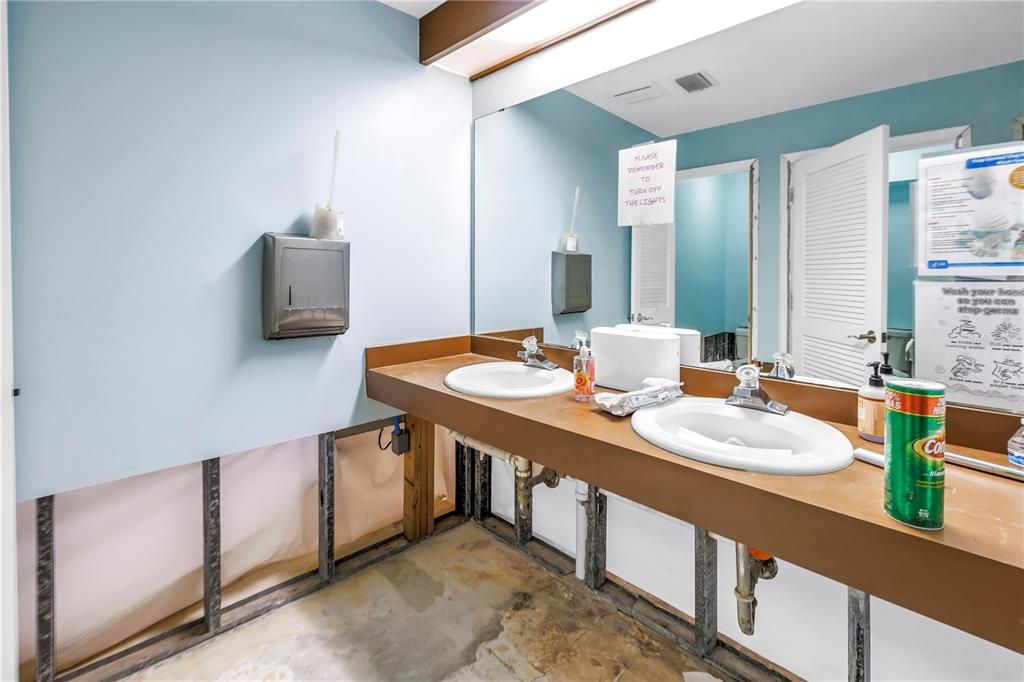 For Sale: $9,950,000 (0 beds, 0 baths, 6292 Square Feet)