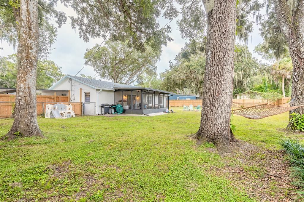 Activo con contrato: $314,900 (3 camas, 2 baños, 1162 Pies cuadrados)