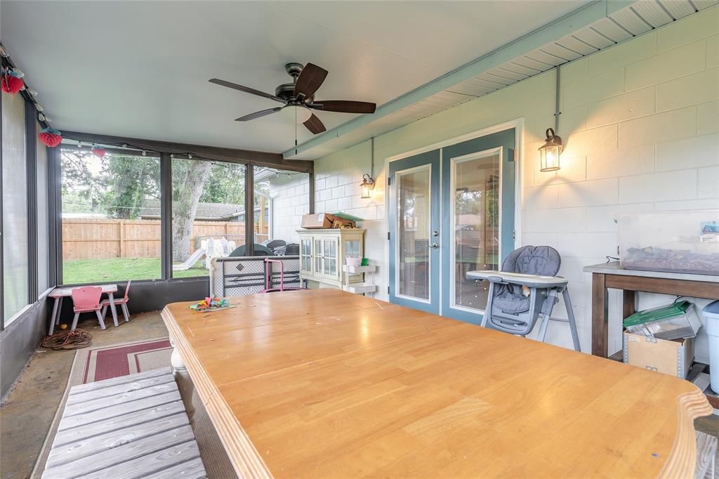 Activo con contrato: $314,900 (3 camas, 2 baños, 1162 Pies cuadrados)