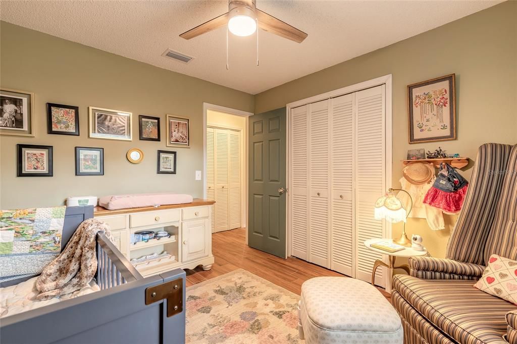 Activo con contrato: $314,900 (3 camas, 2 baños, 1162 Pies cuadrados)