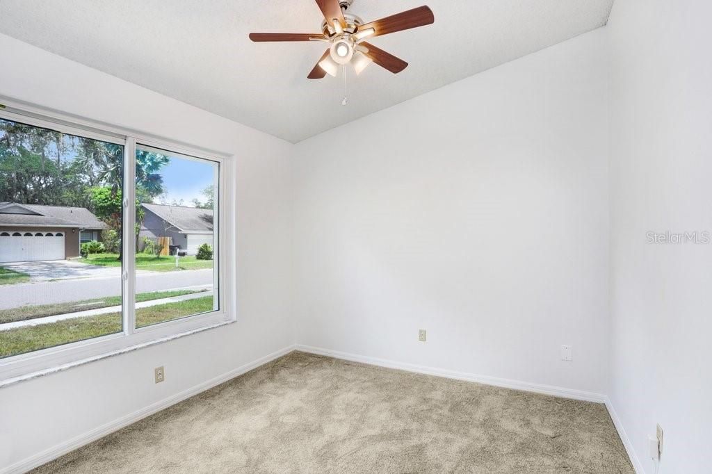 Active With Contract: $314,900 (3 beds, 2 baths, 1239 Square Feet)