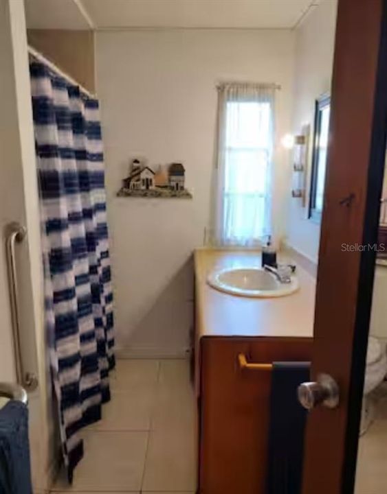 For Sale: $148,900 (3 beds, 1 baths, 840 Square Feet)