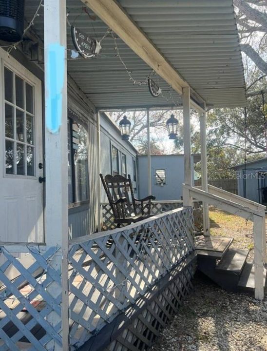 For Sale: $148,900 (3 beds, 1 baths, 840 Square Feet)