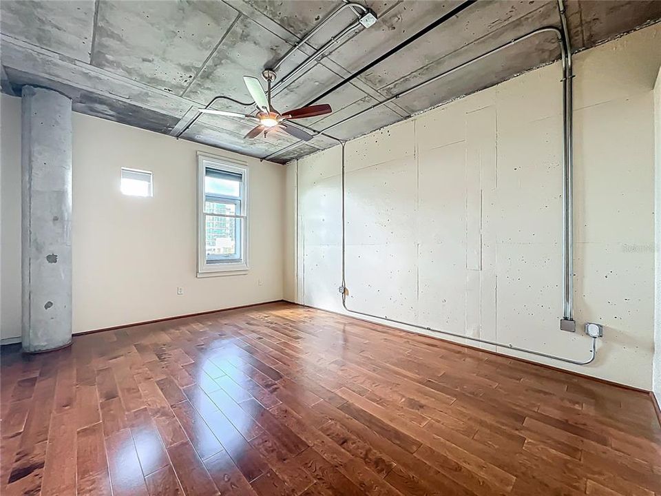 For Sale: $365,000 (2 beds, 2 baths, 1338 Square Feet)