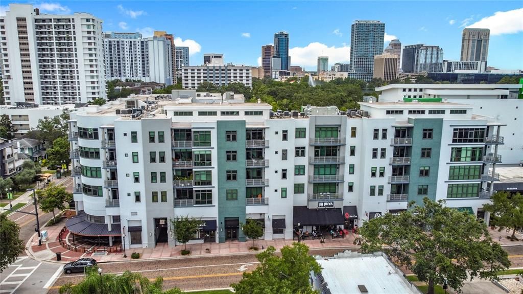 For Sale: $365,000 (2 beds, 2 baths, 1338 Square Feet)