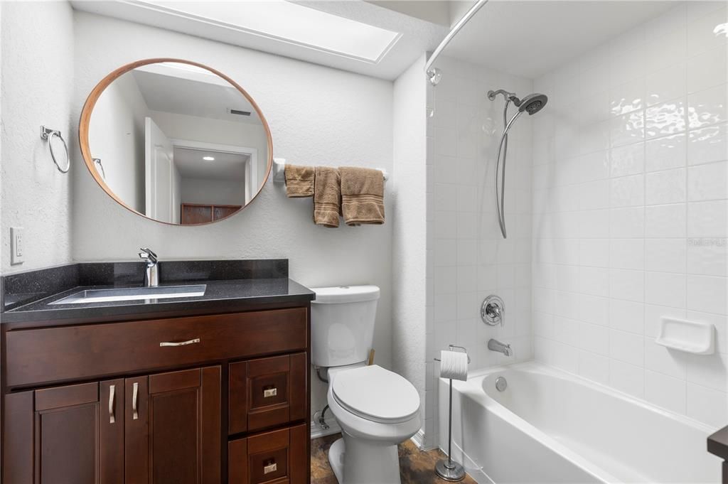 待售: $249,900 (3 贝兹, 2 浴室, 1722 平方英尺)