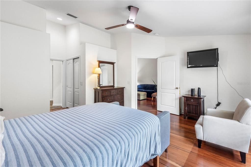 待售: $249,900 (3 贝兹, 2 浴室, 1722 平方英尺)