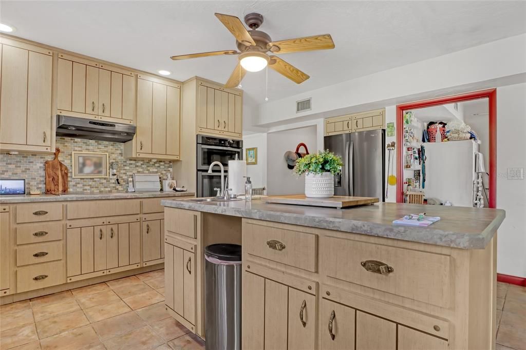 На продажу: $750,000 (3 спален, 3 ванн, 3052 Квадратных фут)