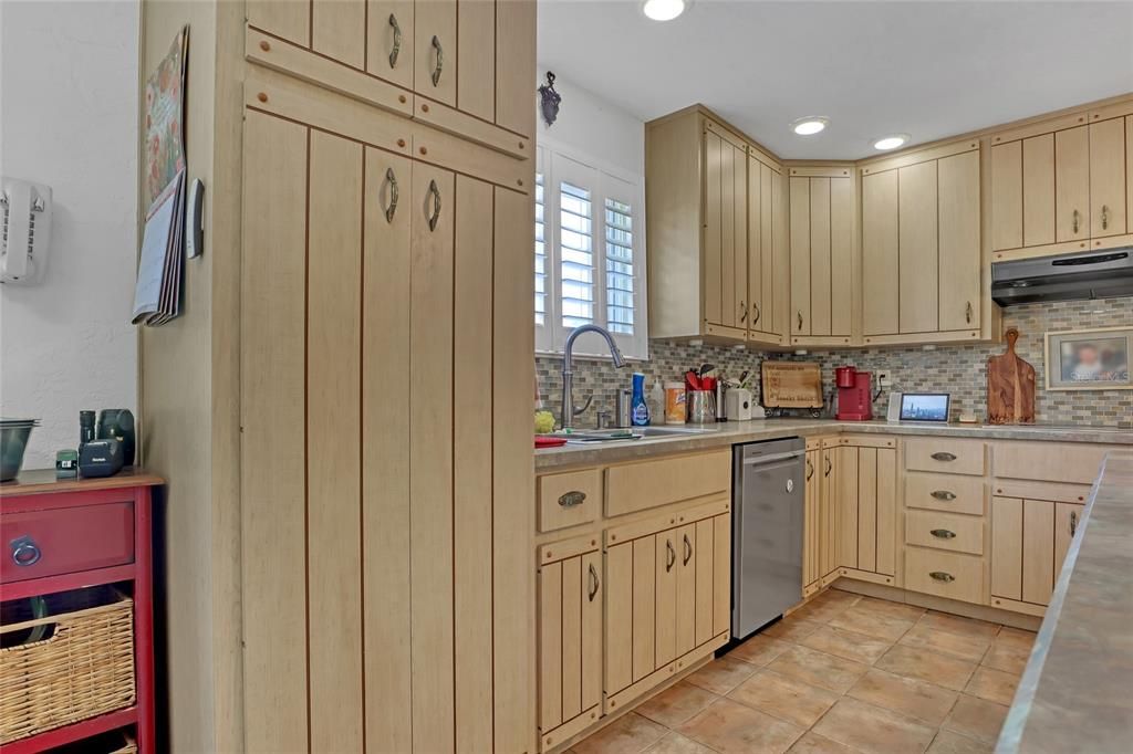 На продажу: $750,000 (3 спален, 3 ванн, 3052 Квадратных фут)