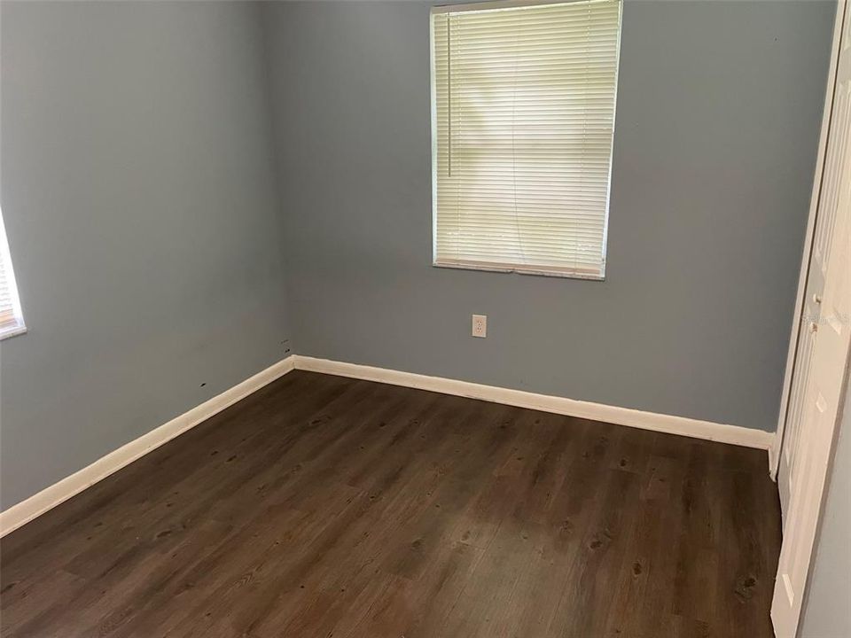 出租: $1,595 (3 贝兹, 1 浴室, 1386 平方英尺)