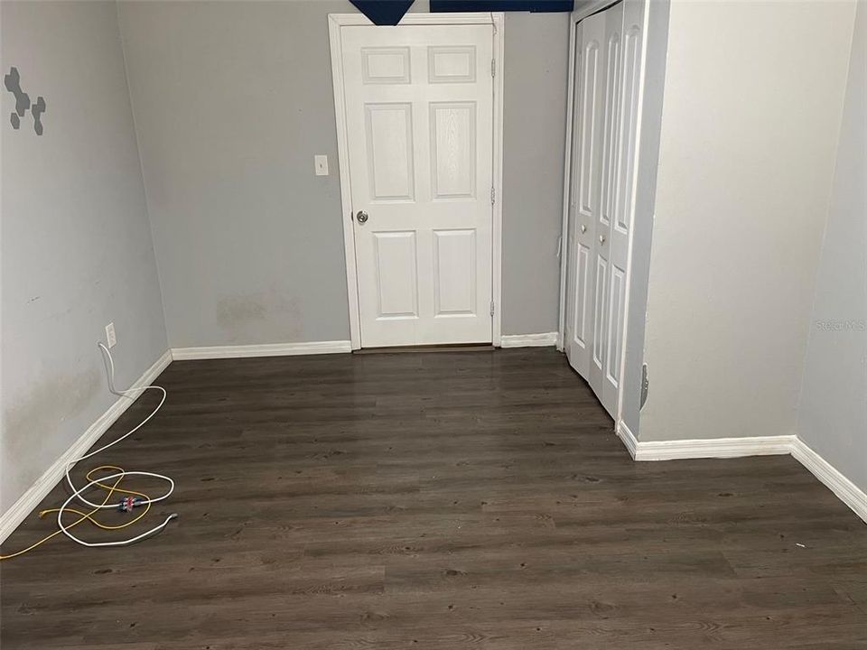 出租: $1,595 (3 贝兹, 1 浴室, 1386 平方英尺)