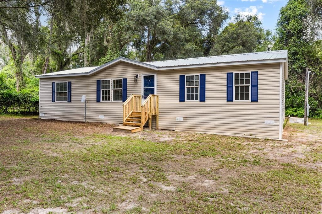 Recently Sold: $199,900 (3 beds, 2 baths, 1456 Square Feet)