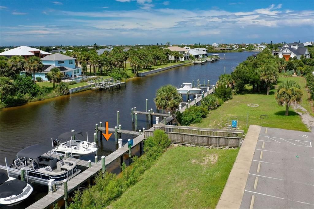 На продажу: $440,000 (7.22 acres)