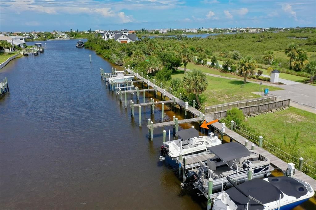 На продажу: $440,000 (7.22 acres)