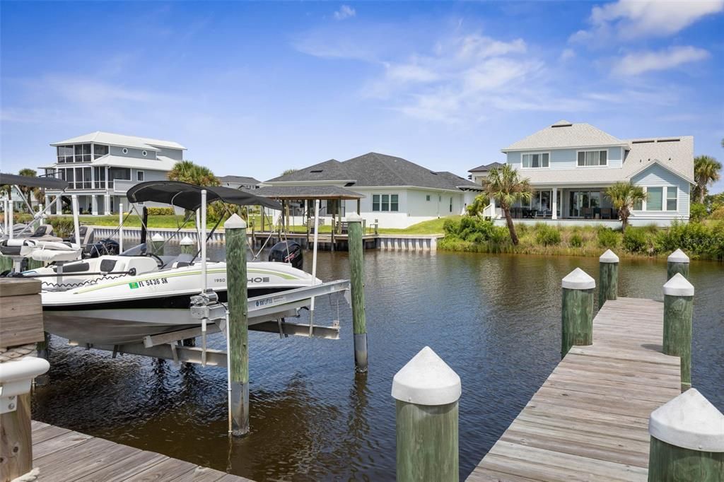 На продажу: $440,000 (7.22 acres)