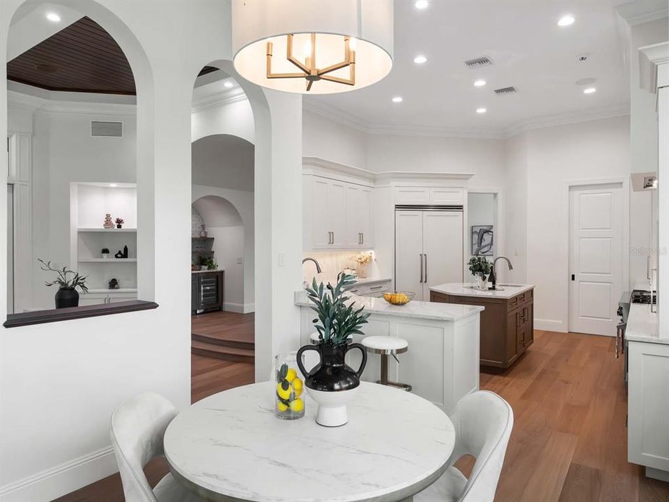 For Sale: $5,285,000 (5 beds, 5 baths, 6206 Square Feet)