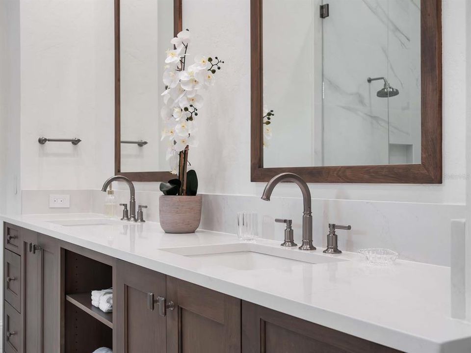 For Sale: $5,285,000 (5 beds, 5 baths, 6206 Square Feet)