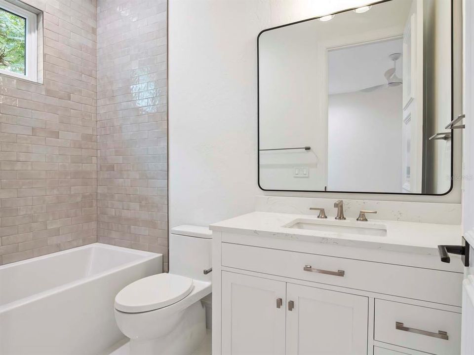 For Sale: $5,285,000 (5 beds, 5 baths, 6206 Square Feet)